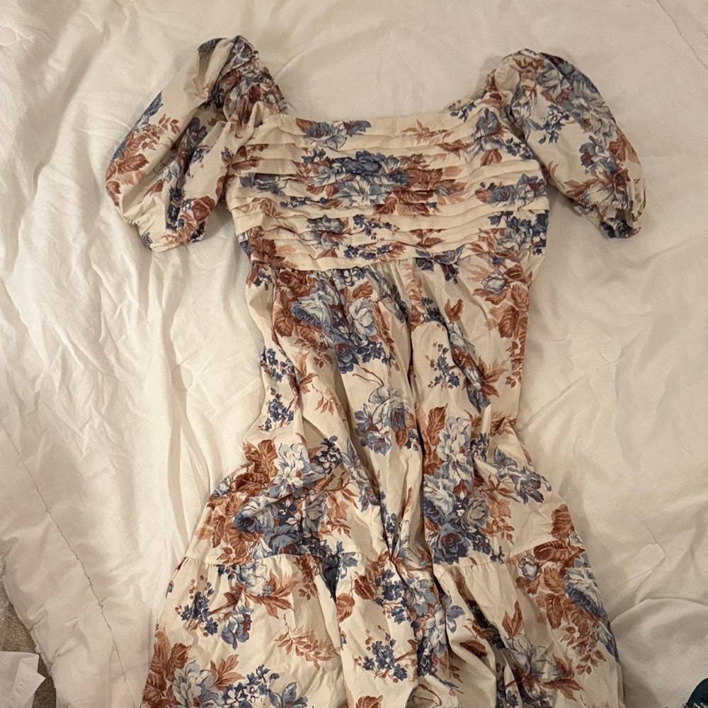 Abercrombie & Fitch Cream Floral Puff-Sleeve Midi Dress - Picture 2 of 3